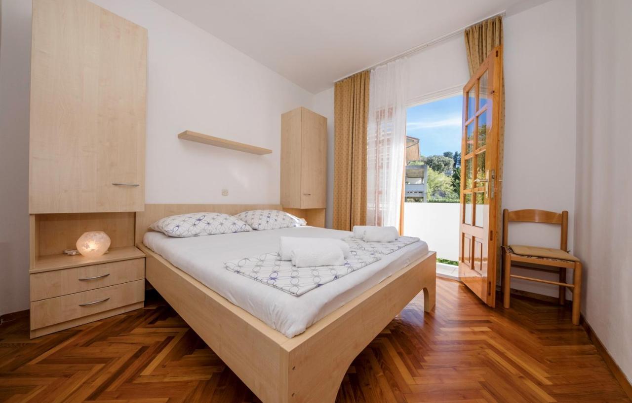 Apartments Stanicic Kampor Esterno foto